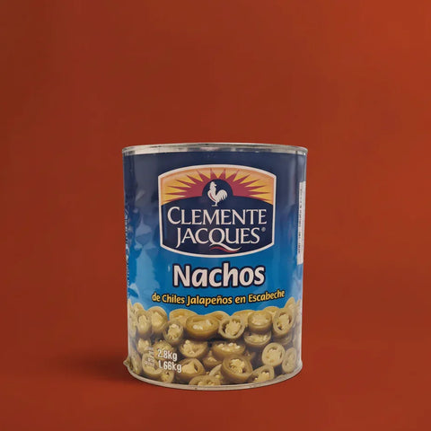 A 2.8kg can of Clemente Jacques Nacho jalapenos on a red background
