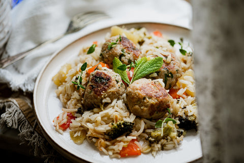 Garlic & Herbs Meatballs with Green Rice